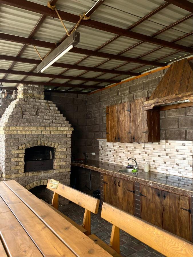 ホテル Edelweiss House スヴィチャス エクステリア 写真
