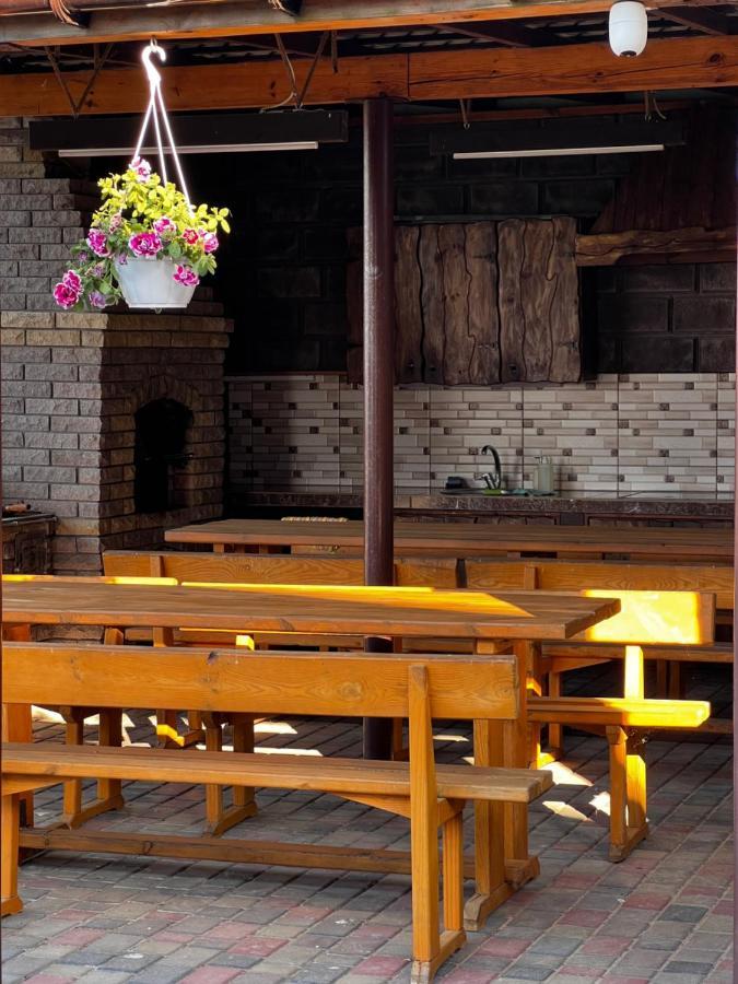 ホテル Edelweiss House スヴィチャス エクステリア 写真